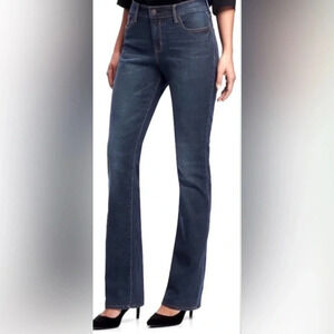 Old Navy The Flirt Bootcut Jeans size 6 short - new without tags